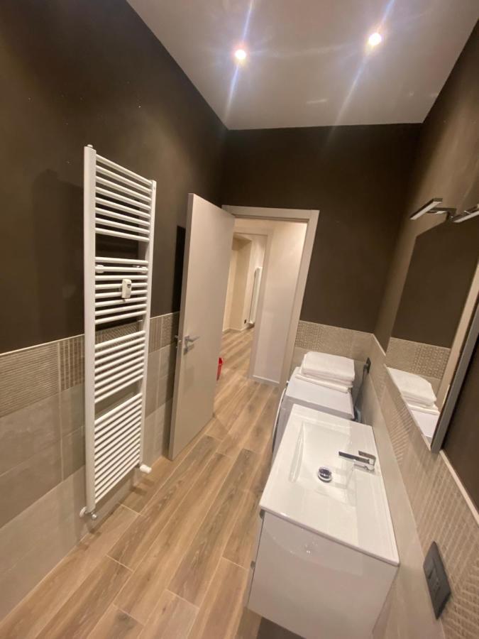 La Lupa Apartment - In The Heart Of Aosta With Car Box Екстер'єр фото